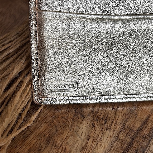 ❌❌SOLD❌❌💳💛VTG COACH Legacy Gigi Kisslock Wallet 💛💳 - Picture 7 of 14